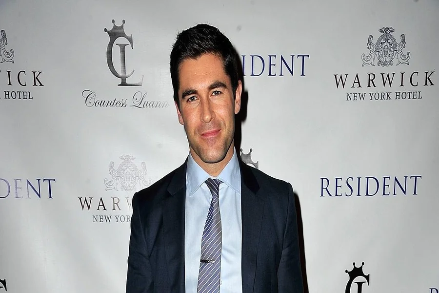 Rob Schmitt Net Worth